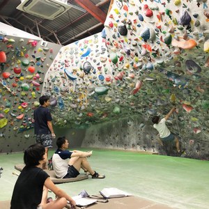 水曜日は岡山店の中級スクール